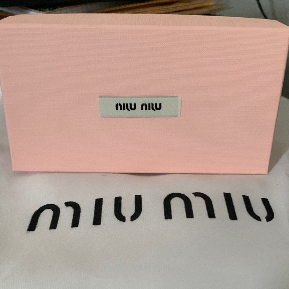 PRICE FIRM ✅ NEW! MM Sunglasses 🕶️ Deluxe Boxed Set 💝